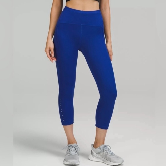 NWT Lululemon SWIFT SPEED HR Crop 21” Larkspur Blue size 4 - Picture 2 of 11